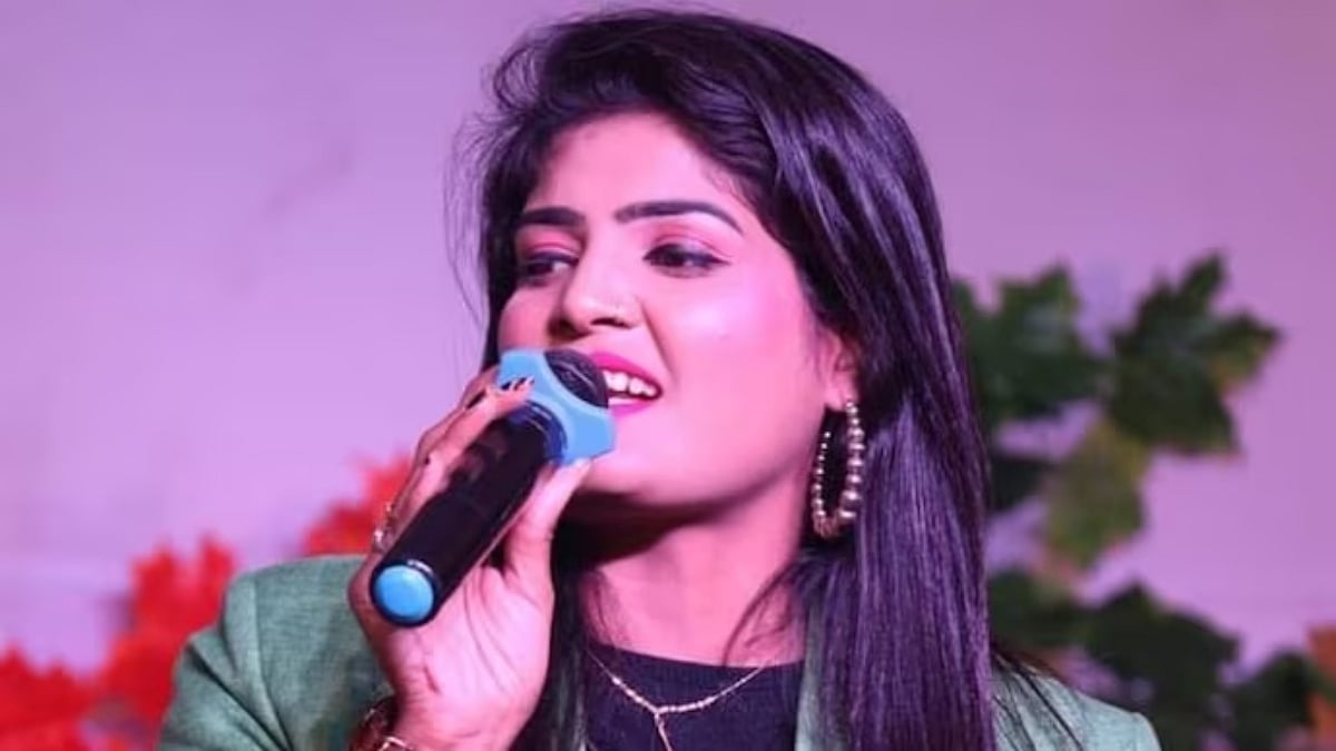 <div class="paragraphs"><p>Bhojpuri Folk Singer Nisha Upadhyay Suffers Bullet Injury at Live Show in Patna</p></div>