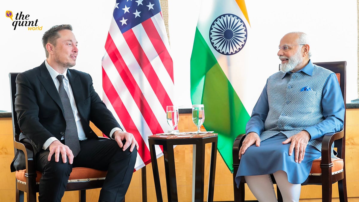 <div class="paragraphs"><p>The two first met in 2015 when the PM paid a visit to the Tesla Motors factory in California.&nbsp;</p></div>