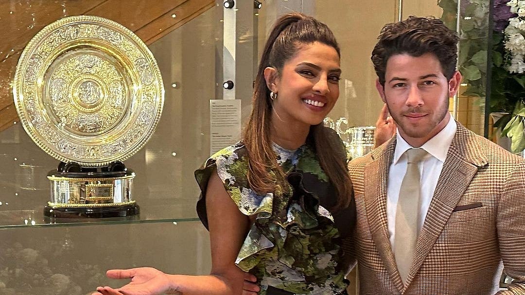 <div class="paragraphs"><p>Priyanka Chopra and Nick Jonas served fashion inspiration at Wimbledon,</p></div>