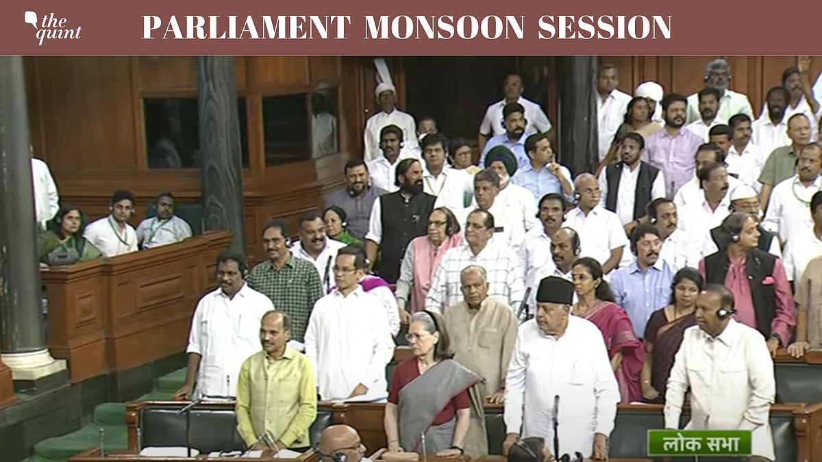 <div class="paragraphs"><p>Monsoon Session LIVE: Opposition Moves No-Confidence Motion in Lok Sabha</p></div>