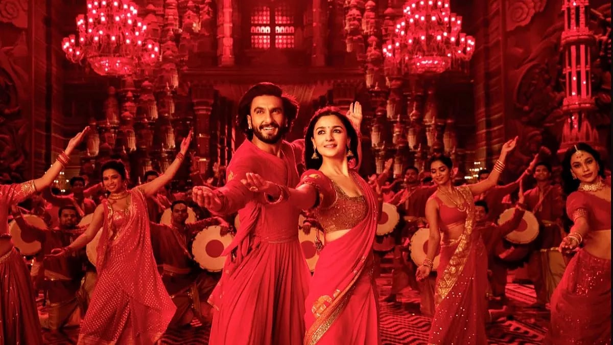 <div class="paragraphs"><p>Alia-Ranveer Dance Their Heart Out In New 'Rocky Aur Rani Kii Prem Kahaani' Song</p></div>