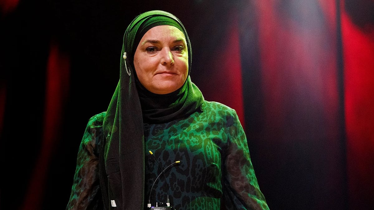 <div class="paragraphs"><p>Sinéad O'Connor has passed away.</p></div>
