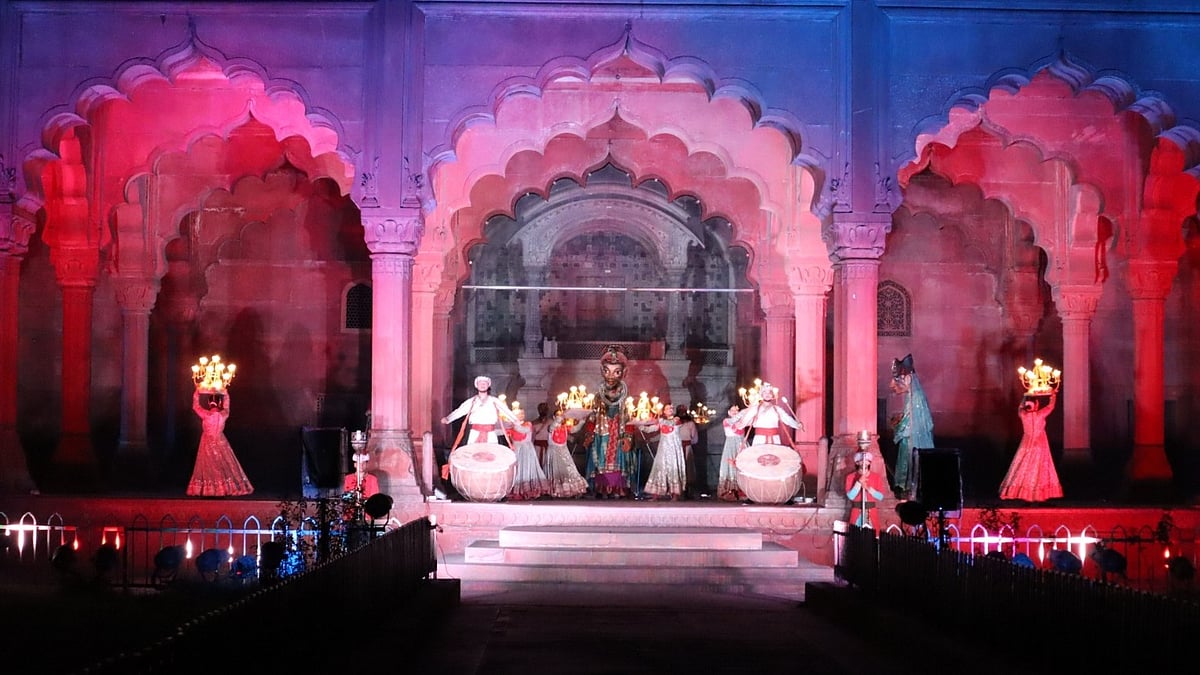 <div class="paragraphs"><p>Built by Shah Jahan, Delhi's Red Fort has witnessed many chapters of Indian history.</p></div>