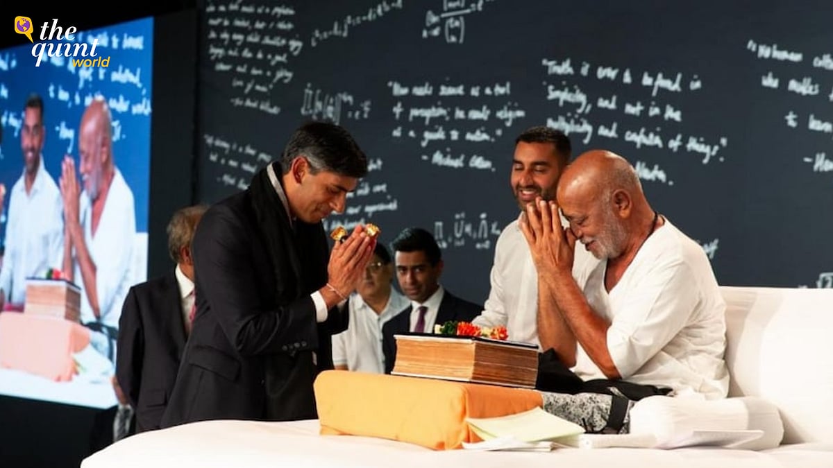 <div class="paragraphs"><p>This was Bapu’s 921st recital, named ‘Manas Vishwavidyalay’, to introduce a Hindu programme at a British University. &nbsp;</p><p></p></div>