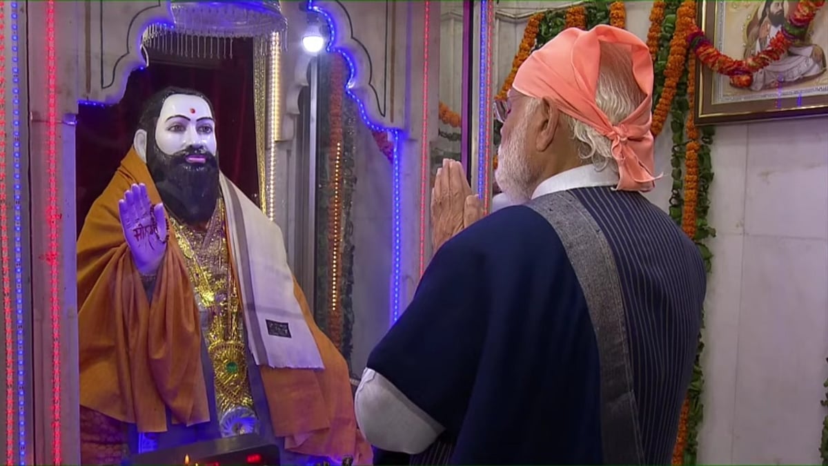 <div class="paragraphs"><p>Prime Minister Narendra Modi performed Bhoomi Poojan for the construction of the Saint Ravidas temple in Sagar district of poll-bound Madhya Pradesh on Saturday, 12 August.</p></div>