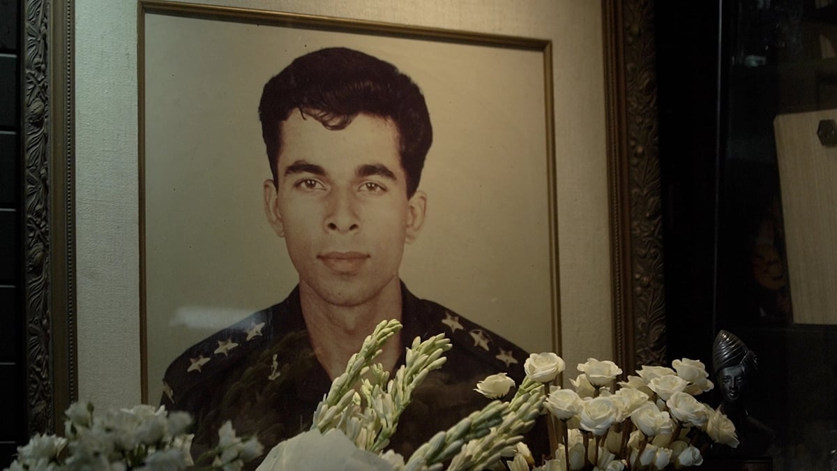 <div class="paragraphs"><p>Captain Anuj Nayyar was killed in action in Kargil in 1999. </p></div>