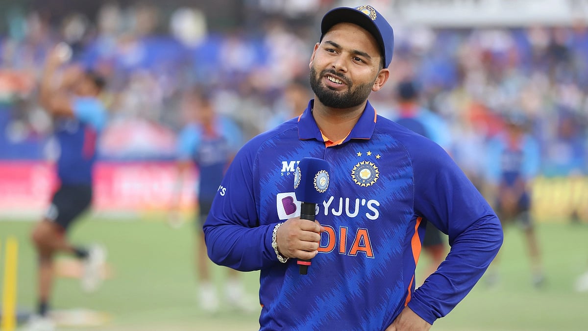 <div class="paragraphs"><p>Rishabh Pant will make a comeback in the upcoming IPL.</p></div>