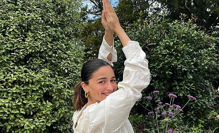 <div class="paragraphs"><p>'I Don't Take Moments Like These Lightly': Alia Bhatt on National Film Award Win</p></div>