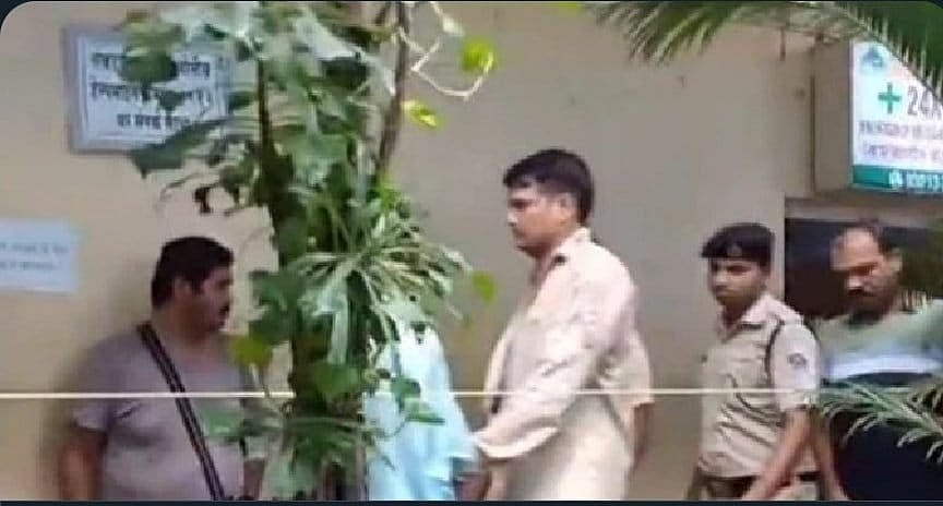 <div class="paragraphs"><p>RPF jawan Chetan Singh allegedly shot dead four people on board Jaipur-Mumbai Express, including his colleague ASI Tikaram Meena. Constable Ghanshyam Acharya, who was with Chetan on duty, recounted the events leading up to the shooting.</p></div>