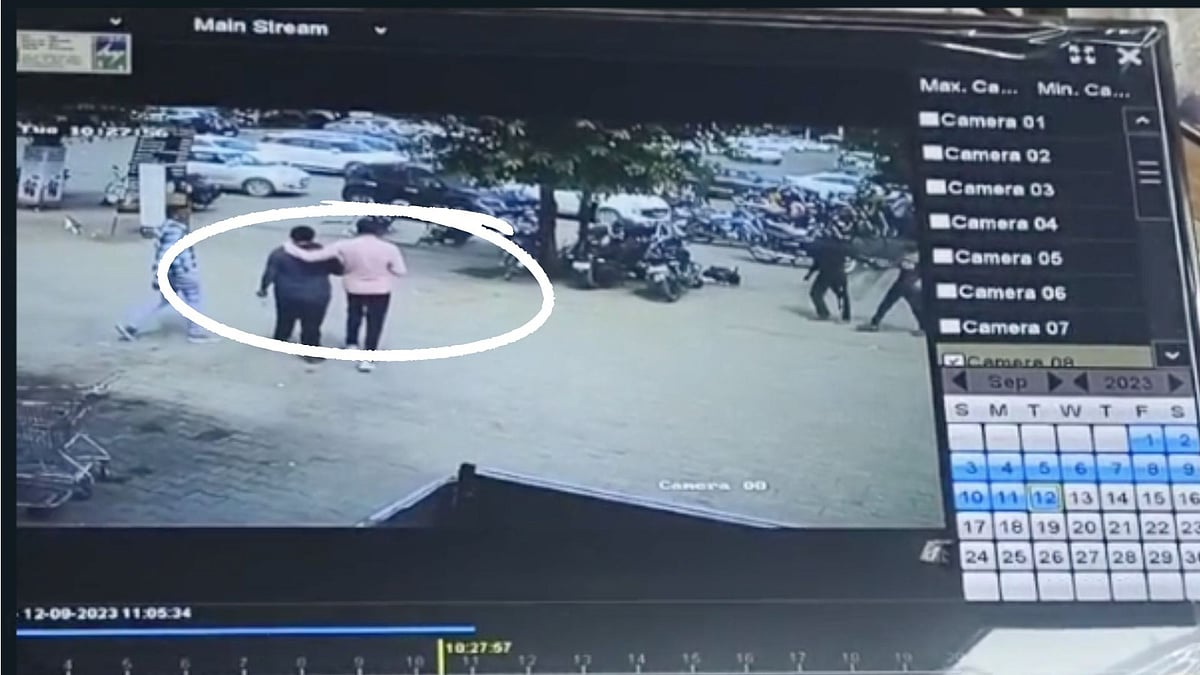 <div class="paragraphs"><p>Bajrang Dal leader and self-styled cow vigilante Monu Manesar, who was arrested by the Haryana Police in Gurugram on Tuesday, 12 September, was handed over to the Rajasthan Police, officials confirmed to The <strong>Quint.</strong></p></div>
