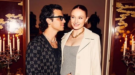 <div class="paragraphs"><p>Joe Jonas, Sophie Turner Headed For Divorce: Report</p></div>