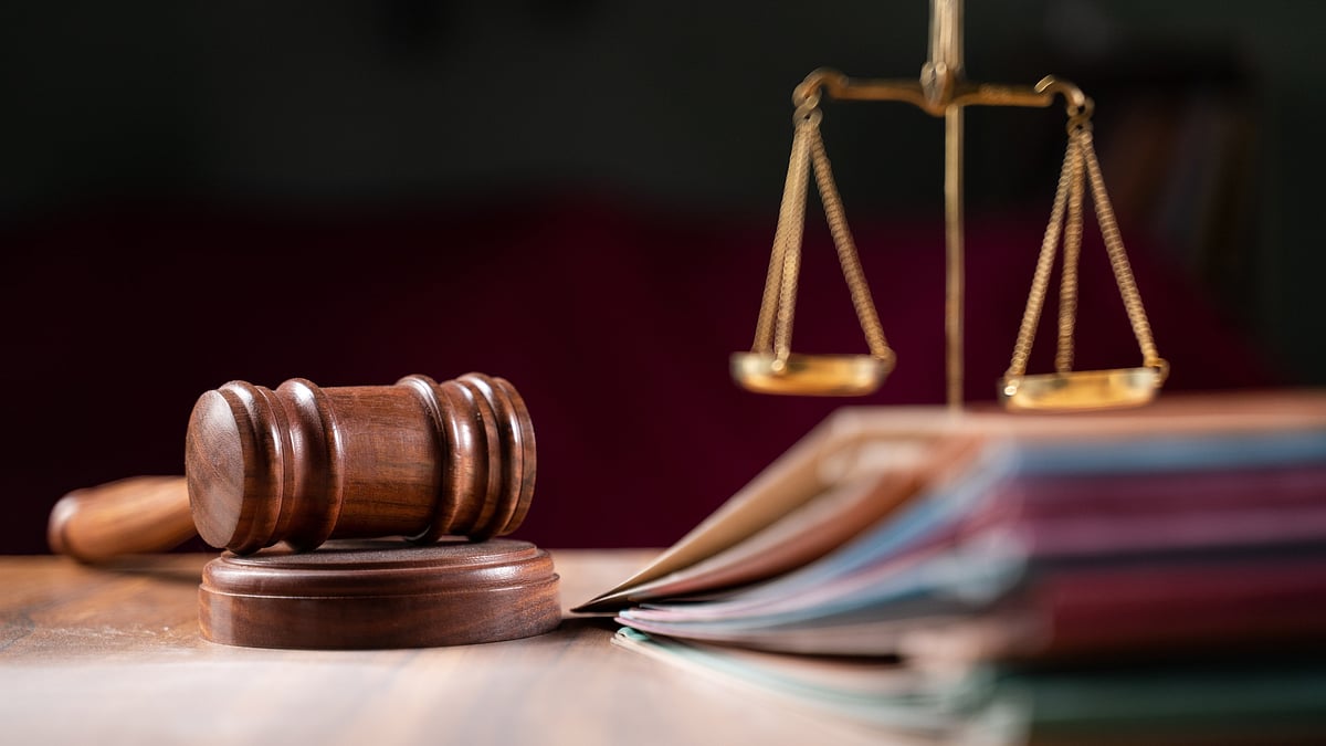 <div class="paragraphs"><p>The Supreme Court noted lapses in the Uttar Pradesh Police's probe of the Muzaffarnagar school slapping incident.</p></div>