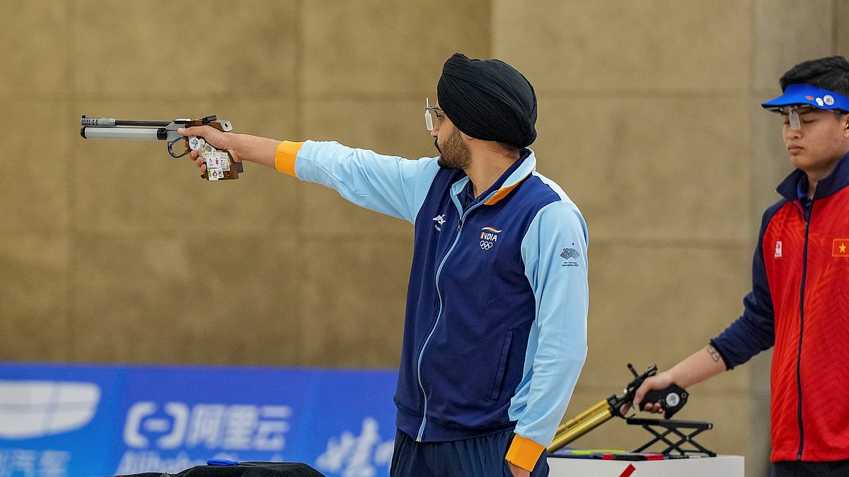 <div class="paragraphs"><p>The men's&nbsp;Skeet team won gold medal in shooting.&nbsp;</p></div>