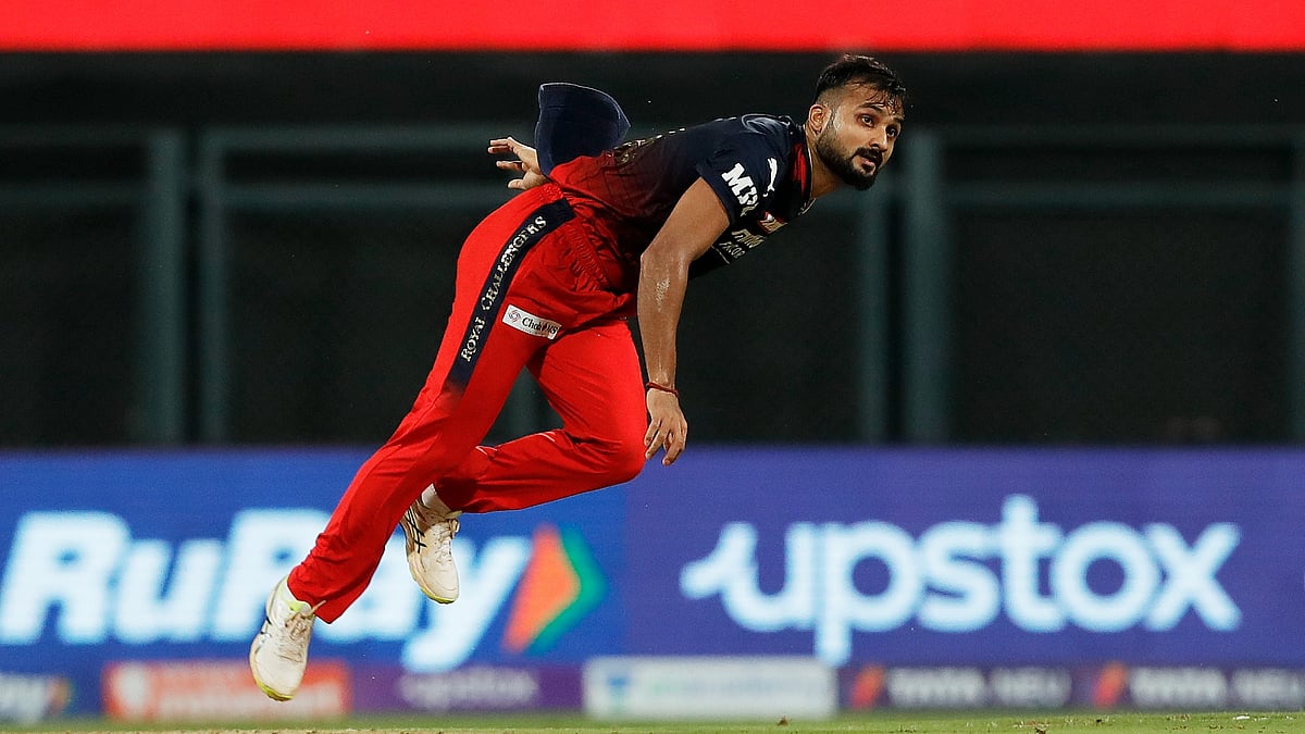 <div class="paragraphs"><p>Asian Games: Akash Deep Replaces Injured Shivam Mavi in Indian Squad</p></div>