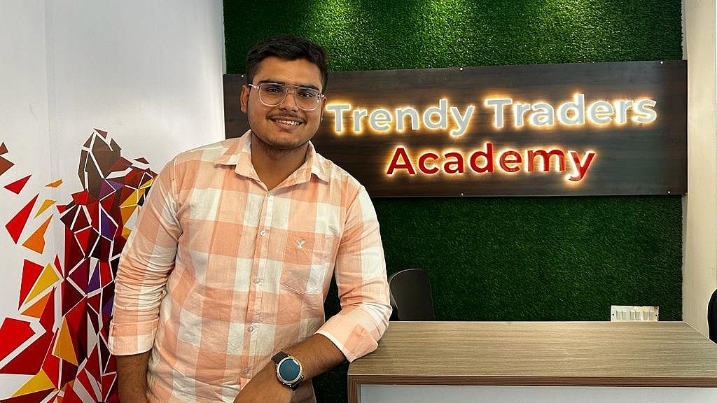 <div class="paragraphs"><p>Abhishek Jha best stock market educator</p></div>