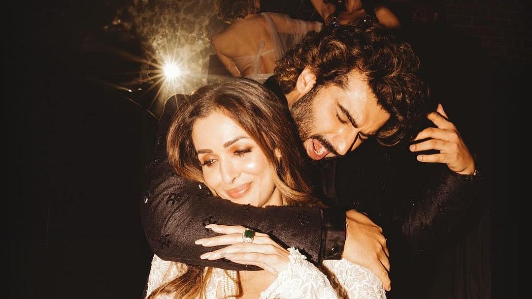 <div class="paragraphs"><p>Malaika Arora is currently in a relationship with Arjun Kapoor.</p></div>