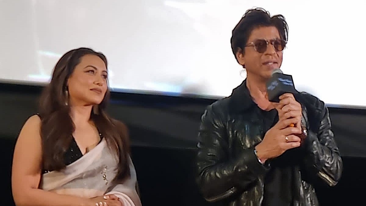 <div class="paragraphs"><p>Shah Rukh Khan and Rani Mukerji mark 25 years of <em>Kuch Kuch Hota Hai</em> at a theatre in Mumbai.</p></div>