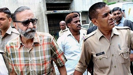 <div class="paragraphs"><p>Mohinder Singh Pandher outside the CBI court in Ghaziabad, on 22 July 2017.</p></div>