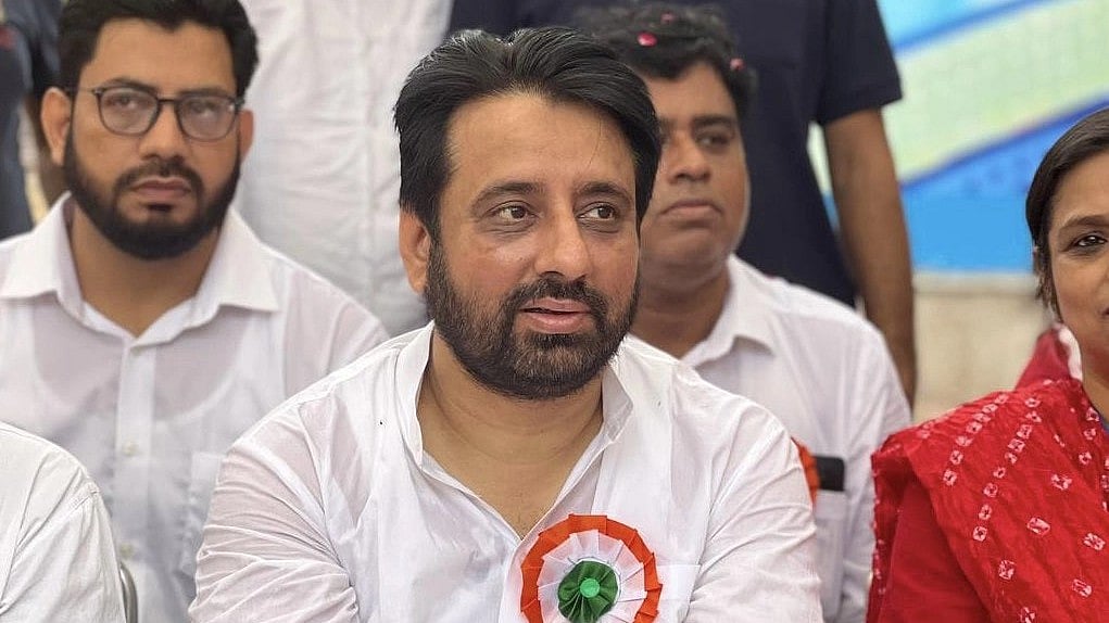 <div class="paragraphs"><p>Amanatullah Khan.</p></div>