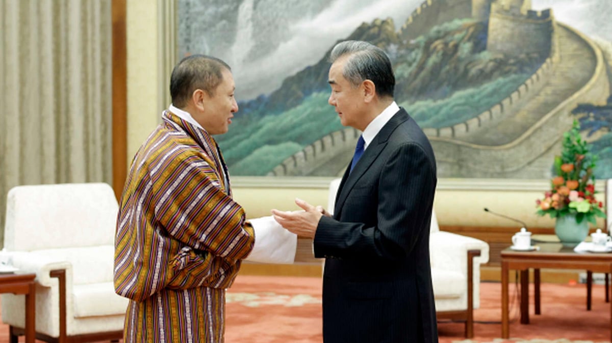 <div class="paragraphs"><p>Chinese Foreign Minister Wang Yi meets his Bhutanese counterpart Tandi Dorji in Beijing on 23 October 2023.</p></div>