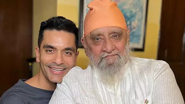 <div class="paragraphs"><p>Angad Bedi's father Bishan Singh Bedi has passed away.</p></div>