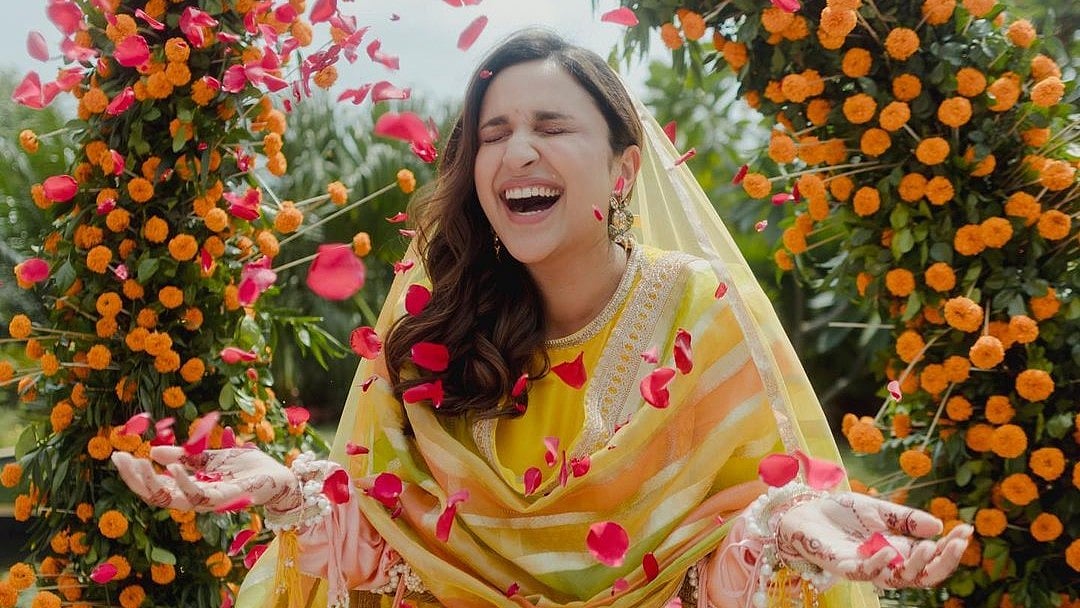 <div class="paragraphs"><p>Parineeti Chopra shares pics from her Choora ceremony.</p></div>