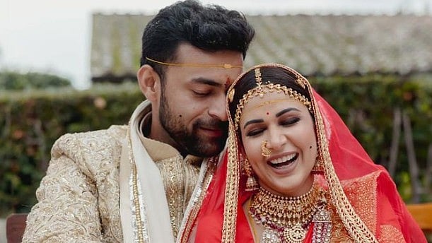 <div class="paragraphs"><p>Varun Tej and Lavanya Tripathi tie the knot.</p></div>