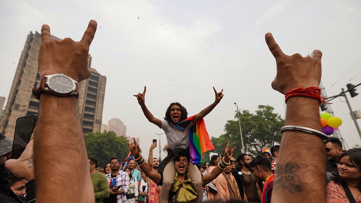 <div class="paragraphs"><p>Dancing to drums and music, the participants walked for more than three hours to reach Jantar Mantar.</p></div>