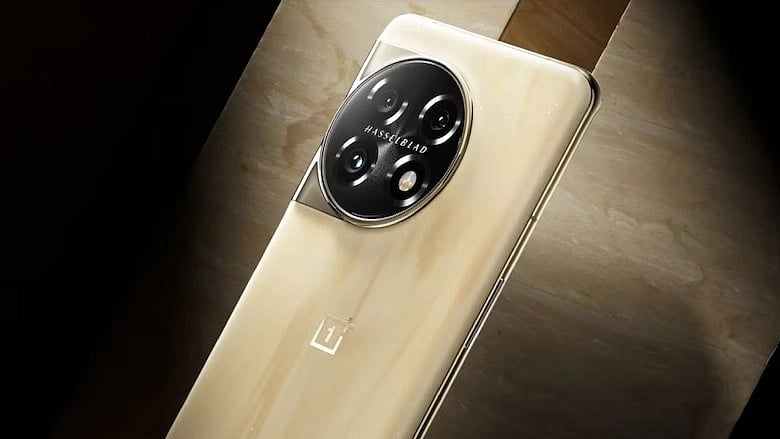 <div class="paragraphs"><p>OnePlus 12 is expected to debut new Sony Lytia dual-layer stacked CMOS sensor.</p></div>