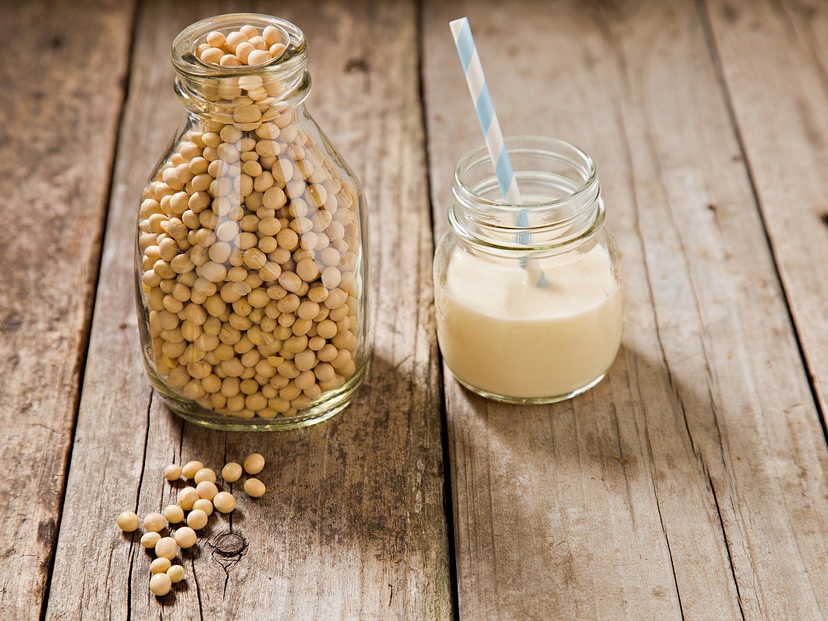 <div class="paragraphs"><p>Soy Milk benefits</p></div>