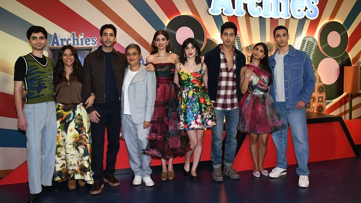 <div class="paragraphs"><p>Suhana Khan & Khushi Kapoor Look Lovely at 'The Archies' Promotional Event</p></div>