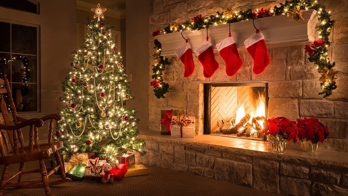 <div class="paragraphs"><p>Christmas 2023: Unique decor ideas for your home during the festival.</p></div>