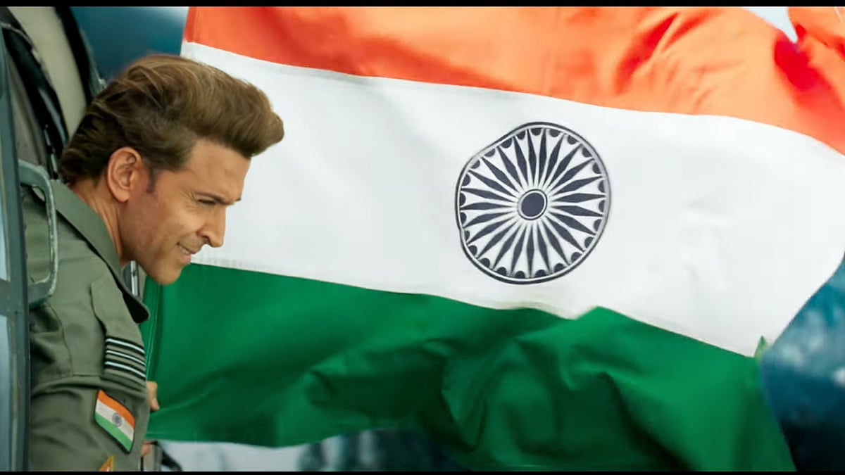 <div class="paragraphs"><p>Hrithik Roshan in a still from <em>Fighter</em>.</p></div>