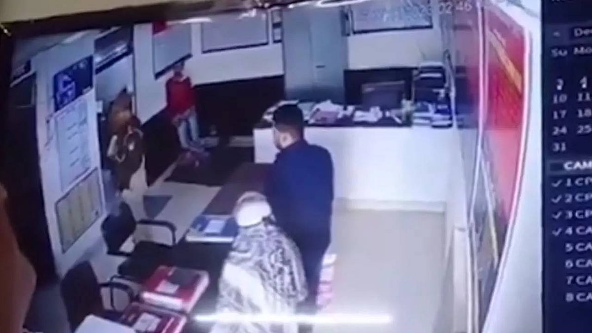 <div class="paragraphs"><p>The shocking incident, which occurred at the Kotwali Nagar Police Station, was caught on CCTV camera.</p></div>