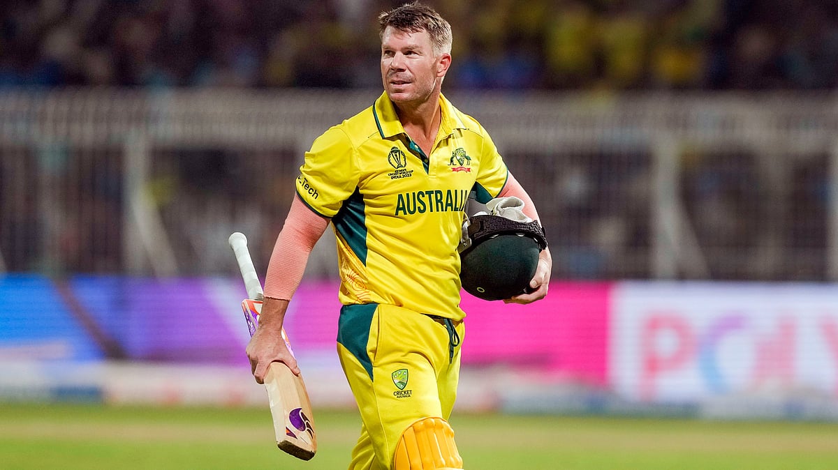 <div class="paragraphs"><p>David Warner hangs boots from ODI cricket ahead of final Test in Sydney.</p></div>