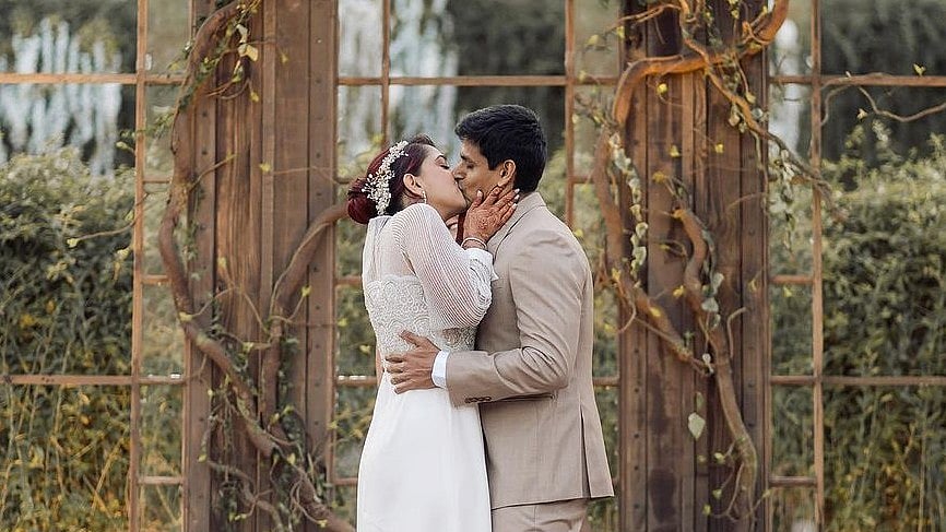 <div class="paragraphs"><p>Ira Khan and Nupur Shikhare sealed the deal with a kiss on 10 January.</p></div>