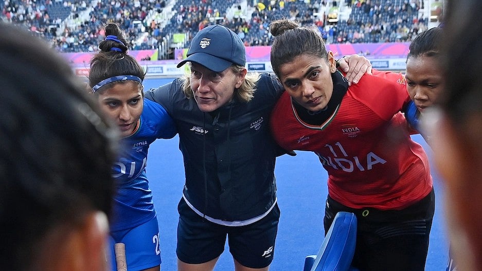 <div class="paragraphs"><p>The top 3 teams in the FIH Hockey Olympic Qualifiers Ranchi will qualify for the Paris Olympics.</p></div>