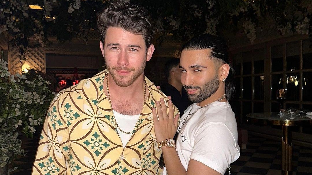 <div class="paragraphs"><p>Orry Parties With the Nick Jonas, Joe Jonas & Others </p></div>