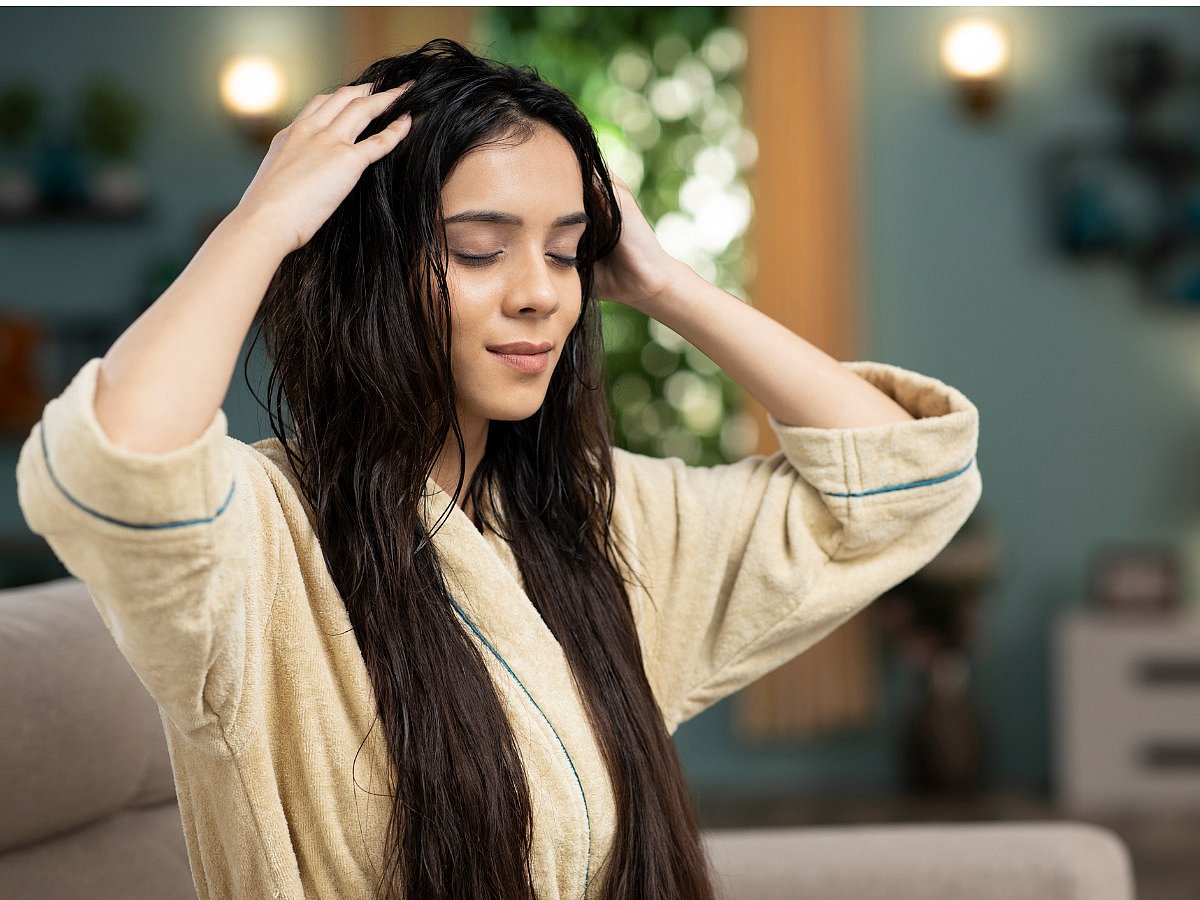 <div class="paragraphs"><p>Tips to keep hair healthy</p></div>