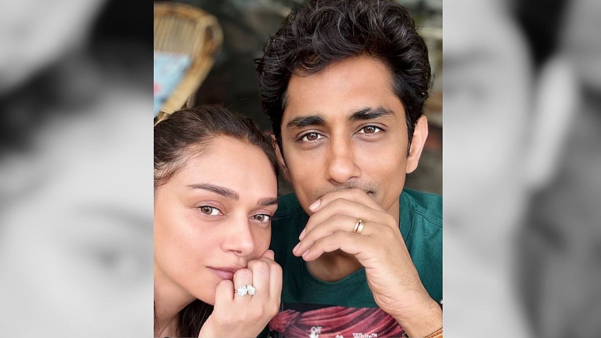 <div class="paragraphs"><p>Aditi Rao Hydari and Siddharth are engaged now.</p></div>