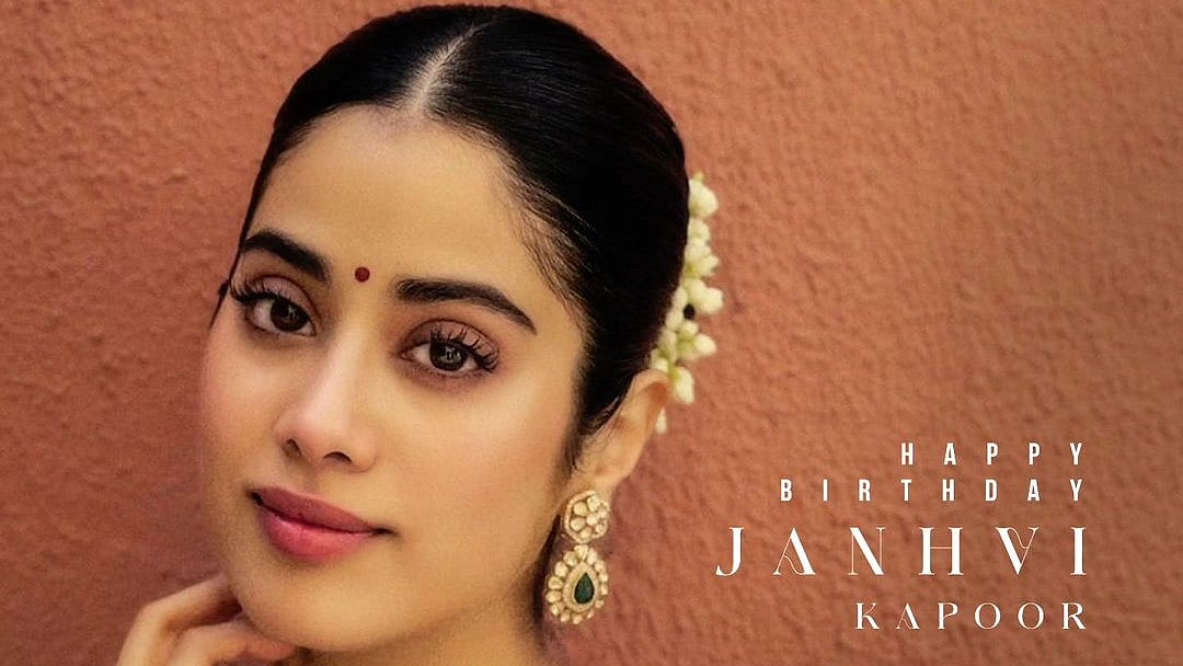 <div class="paragraphs"><p>Janhvi Kapoor all set to star alongside Ram Charan in her new film.</p></div>