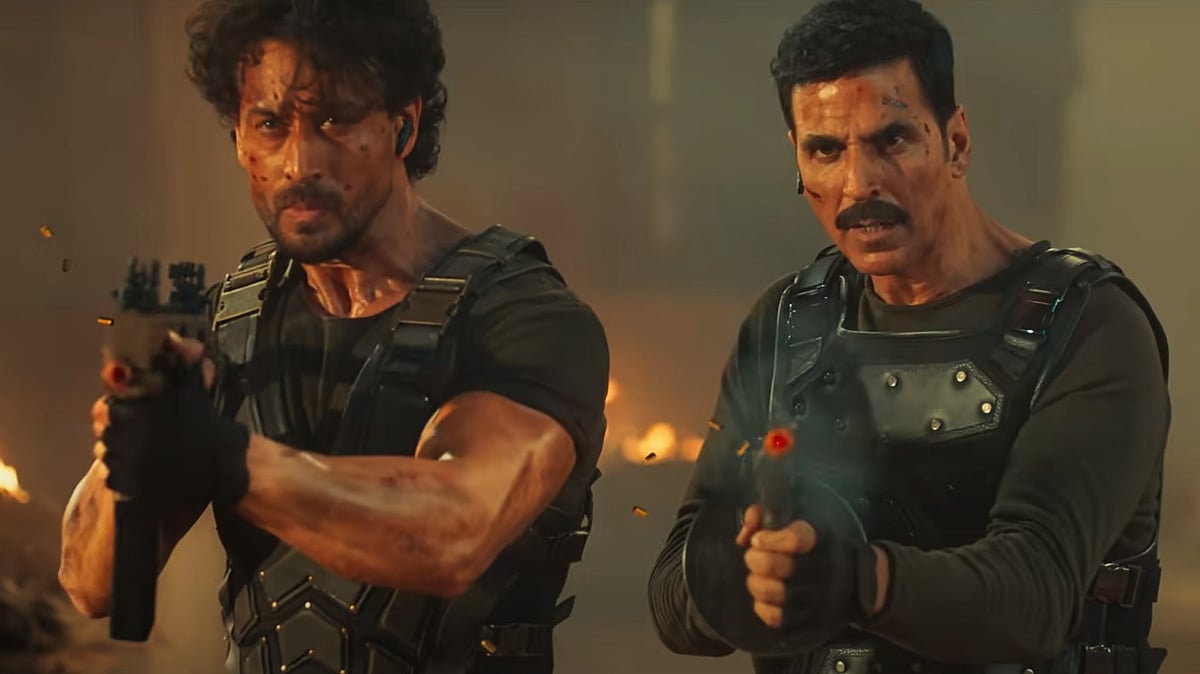<div class="paragraphs"><p>Tiger Shroff and Akshay Kumar in a still from<em> Bade Miyan Chote Miyan.</em></p></div>