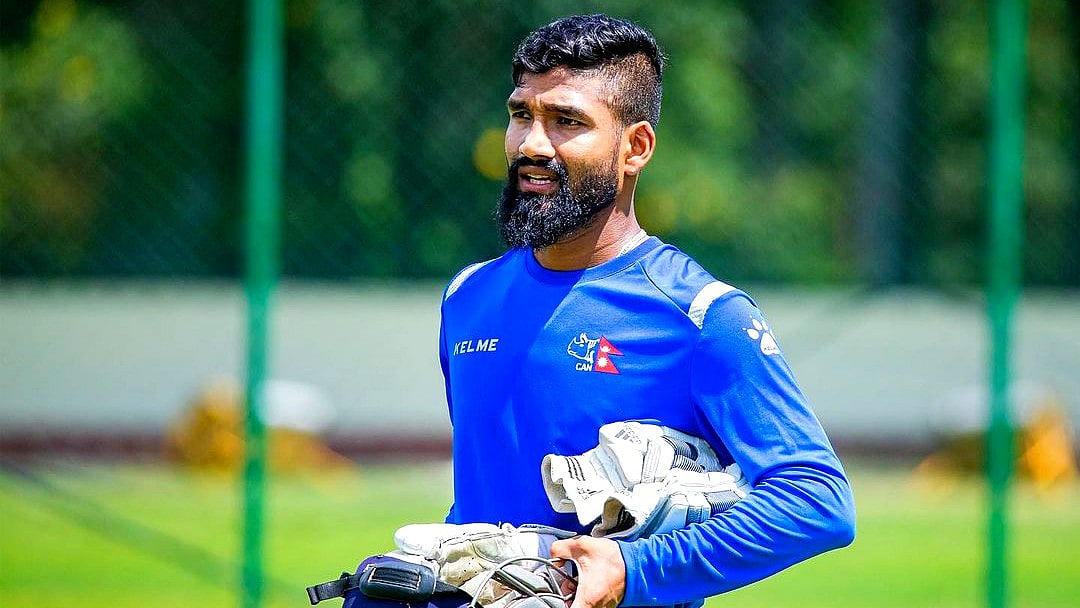 <div class="paragraphs"><p>Nepal batter Dipender Singh Airee scored six sixes in an over</p></div>