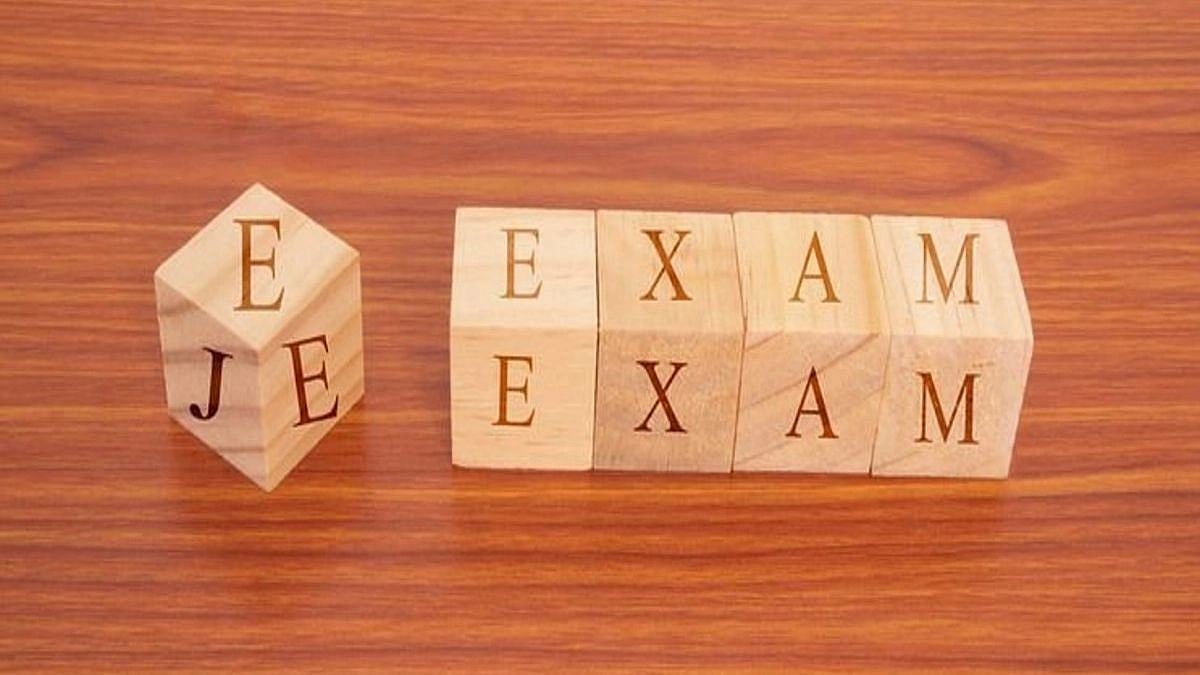 <div class="paragraphs"><p>JEE Main 2024 Session 2 result is declared on the official website for candidates.</p></div>