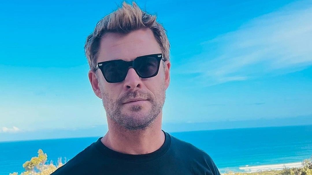 <div class="paragraphs"><p>Chris Hemsworth reacts to the criticism of superhero films.</p></div>