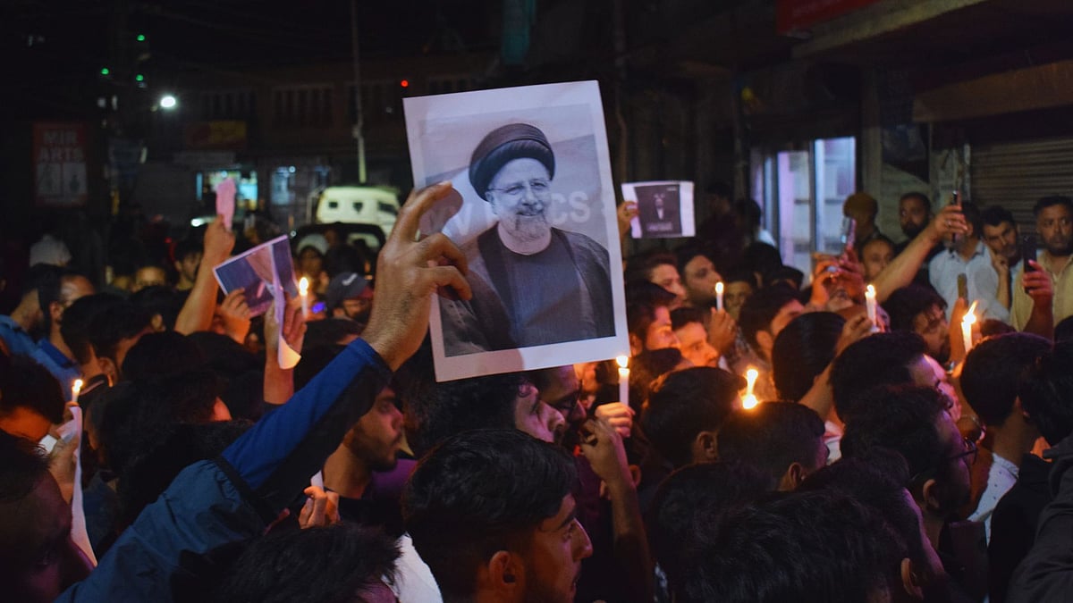 <div class="paragraphs"><p>In Kashmir, people mourned the death of Iranian President Sayid Ebrahim Raisi and Foreign Minister Hossein Amir-Abdollahian, who died in a helicopter crash on 19 May 2024.</p></div>