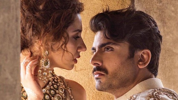 <div class="paragraphs"><p>Filmmaker Sanjay Leela Bhansali had once considered casting Pakistani actors Fawad Khan and Mahira Khan as the young pair Tajdar and Alamzeb. </p></div>