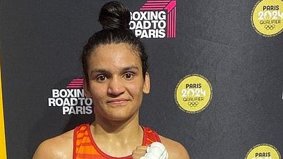<div class="paragraphs"><p>Arundhati advances to pre-quarters in Boxing World Qualifiers.</p></div>
