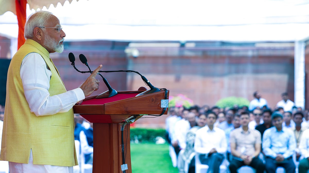 <div class="paragraphs"><p>New Delhi: Prime Minister Narendra Modi addresses officials of the Prime Minister's Office (PMO), at South Block, in New Delhi, Monday, June 10, 2024.</p></div>