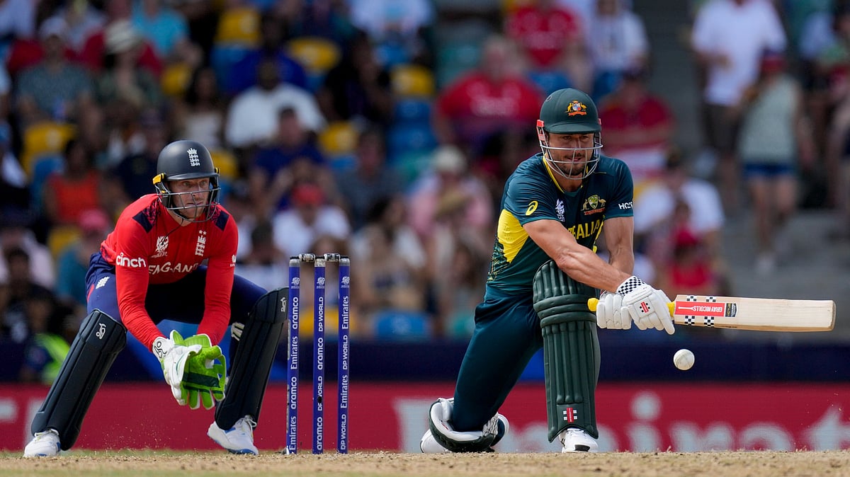 <div class="paragraphs"><p>Australia beat England</p></div>